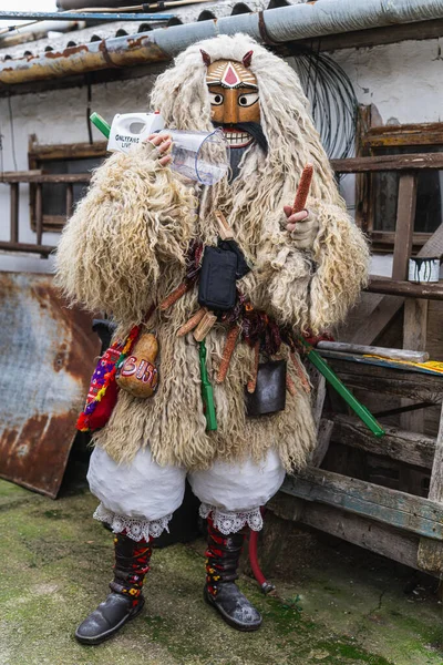 MOHACS, HUNGARY - 02 Mart Busojaras Karnavalı. 02 Mart 2025, Mohacs, Macaristan.