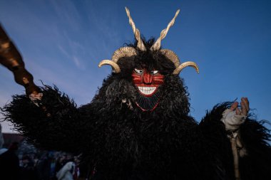 MOHACS, HUNGARY - 17 Şubat Busojaras Karnavalı. 17 Şubat 2026, Mohacs, Macaristan.