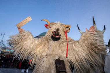 MOHACS, HUNGARY - 17 Şubat Busojaras Karnavalı. 17 Şubat 2026, Mohacs, Macaristan.
