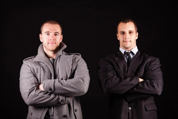 Deux jeunes hommes d'affaires — Photo