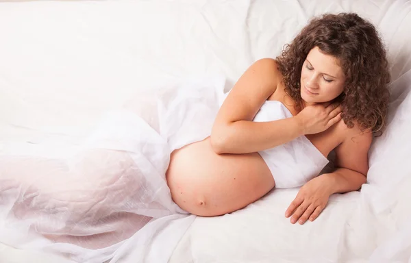 Beautiful pregnat woman — Stock Photo, Image