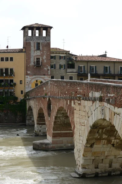 Verona - Ponte Pietra — Zdjęcie stockowe
