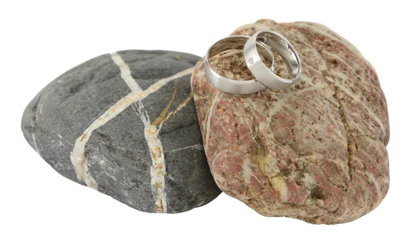 돌에 두 개의 링 — 스톡 사진