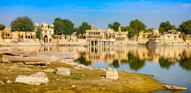 Gadi Sagar (Gadisar), Jaisalmer, Rajasthan, Hindistan, Asya