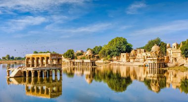 Gadi Sagar (Gadisar), Jaisalmer, Rajasthan, Hindistan, Asya