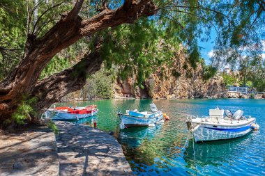 Lake Voulismeni gemilerde. Agios Nikolaos, Crete, Yunanistan