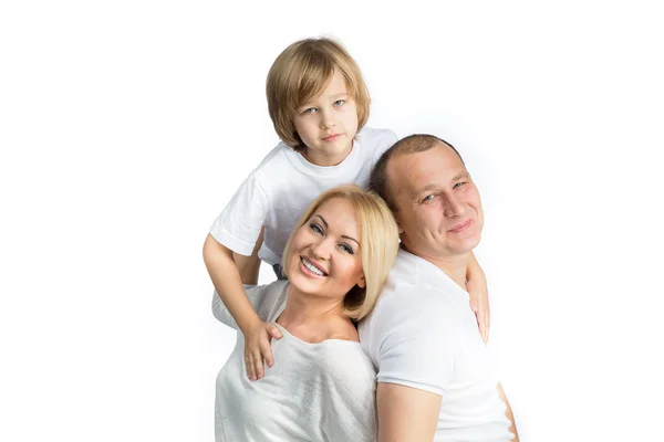 Beyaz arka planda mutlu bir aile