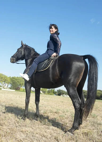 美しい乗馬少女 — ストック写真