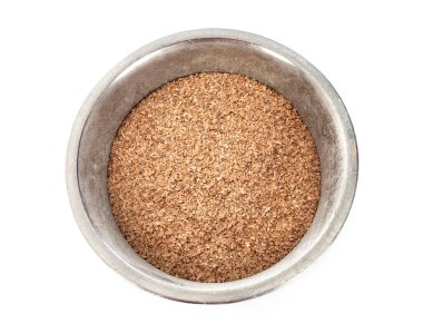 Beyaz arkaplan önünde tahıl kepeği