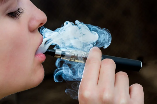 Vape写真素材 ロイヤリティフリーvape画像 Depositphotos
