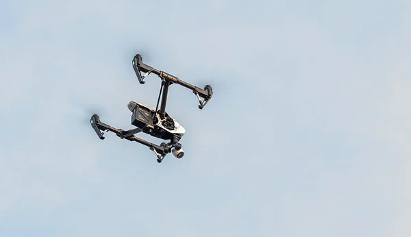 Dji Inspire 1 Voando — Fotografia de Stock