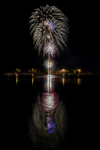 Feuerwerk am See Ліцензійні Стокові Фото