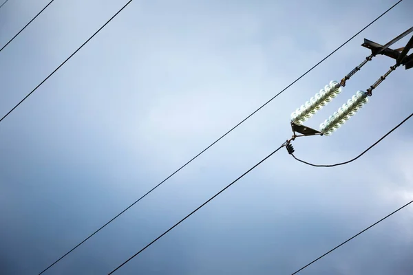 Elektrik Dünyanın Büyük Enerjisidir Yüksek Voltaj Direği Yüksek Voltajlı Gökyüzü — Stok fotoğraf