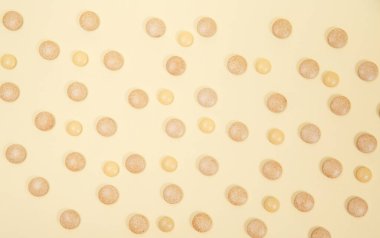 Farklı ilaç, hap ve ilaçların fotoğrafı.