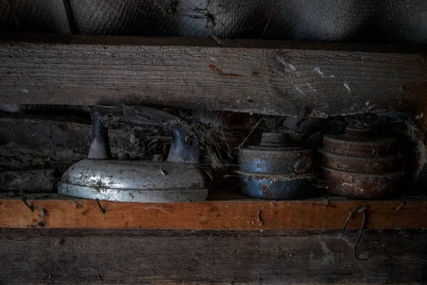 Primer Plano Una Vieja Plancha Con Telaraña Casa Antigua —  Fotos de Stock