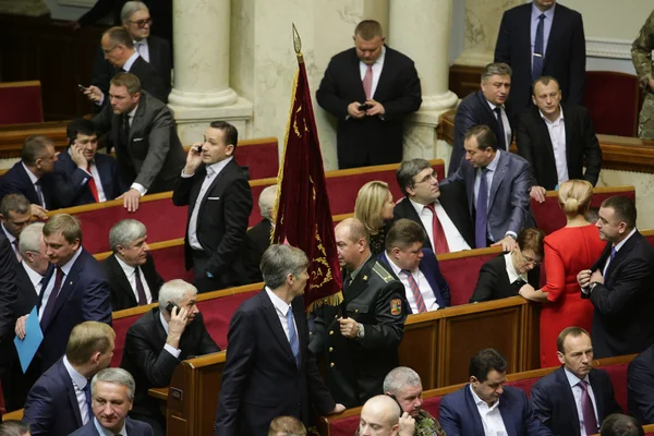 Ukraiński Parlament wznawia pracę z nową strukturę 27 listopada 2014 — Zdjęcie stockowe