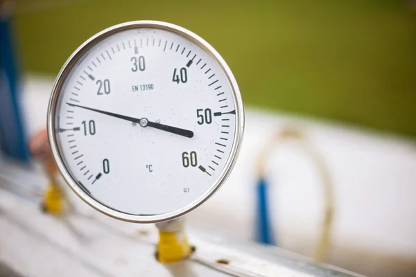 Geçen basınç göstergesi