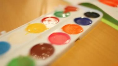 Suluboya boya çizim için