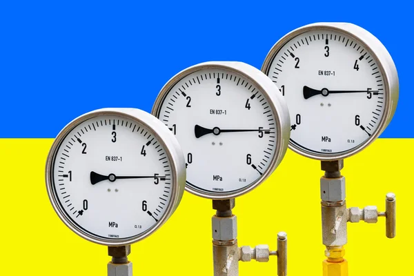 Wellhead Pressure Gauge on flag Ukraine — Stock Photo, Image