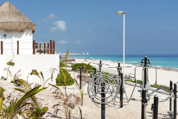 Blick auf den schönen Strand in Cancun, Mexiko — Stockfoto