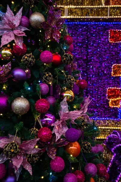 Weihnachtsbaum. Weihnachtsdekoration — Stockfoto