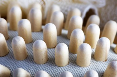 Azıcık bast arkaplanı