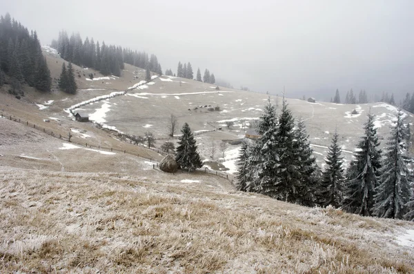 Invierno calma montaña paisaje — Foto de Stock
