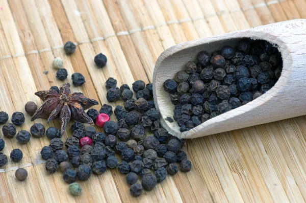 Spices. Spice in Wooden spoon. Herbs. — Stock Photo, Image