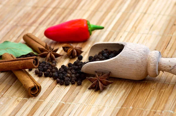 Spices. Spice in Wooden background. — Stock Photo, Image