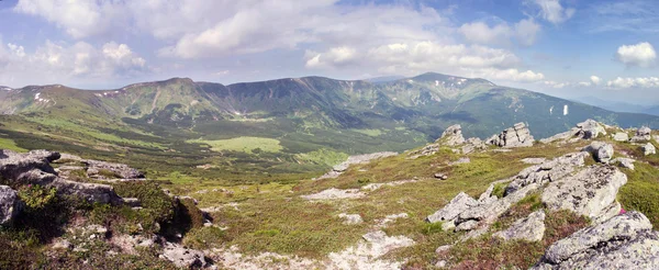 Chornogora ridge Karpat dağ, Ukrayna. — Stok fotoğraf