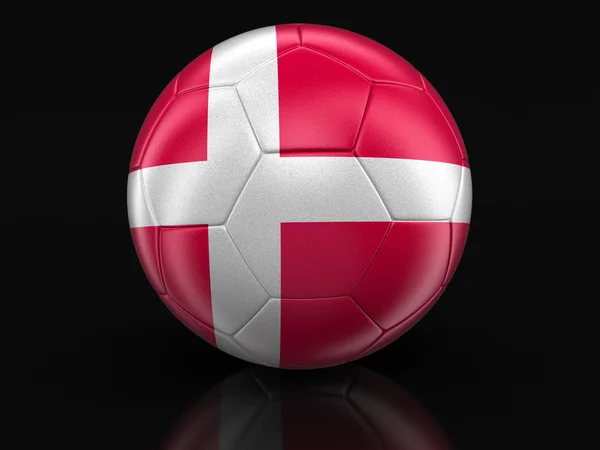 Danimarka bayrağı ile futbol futbol. Görüntü kırpma yolu ile — Stok fotoğraf