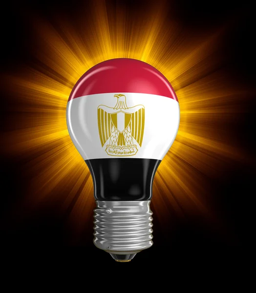 Лампочка с египетским флагом (путь отсечения включен ) — стоковое фото
