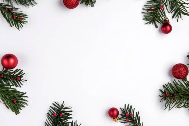  Noel arkaplanı mücevher ve çam dallarıyla