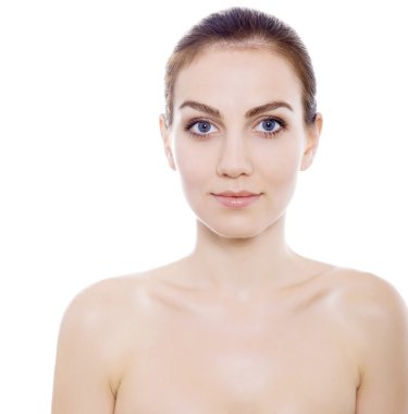 Mavi gözlü güzel genç kadın.