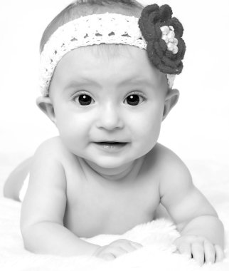 Bebek battaniye ve gülümseyen