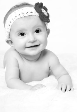 Bebek battaniye ve gülümseyen