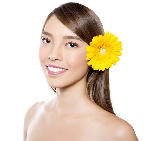 Beautiful asian young woman in white dress with flawless skin — Stock Photo, Image