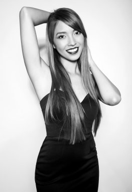 Asyalı güzel bir kadının portresi.