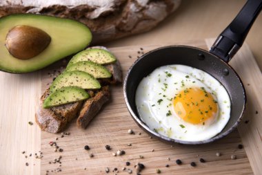 taze yapılmış, lezzetli yemek yumurta