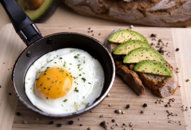 taze yapılmış, lezzetli yemek yumurta