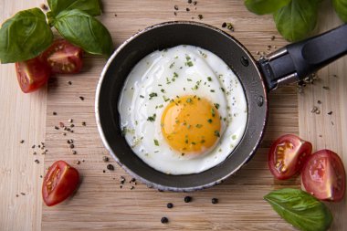 taze yapılmış, lezzetli yemek yumurta