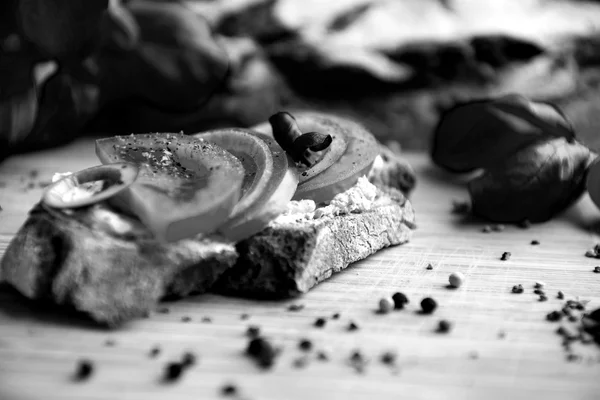 Deliciosa fatia de pão — Fotografia de Stock
