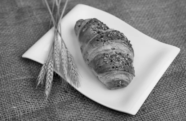 Φρέσκα νόστιμα κρουασάν — Φωτογραφία Αρχείου