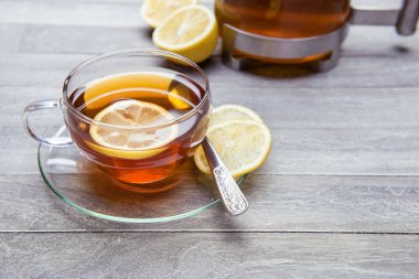 Taze demlenmiş çay