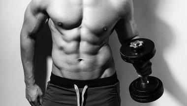 yakışıklı genç adam yerleştirmek