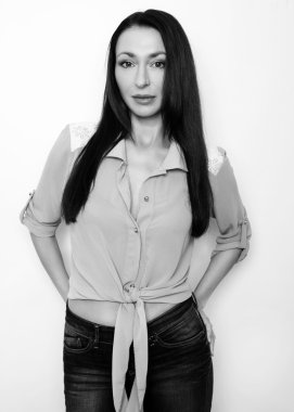 Güzel, gülümseyen kadın