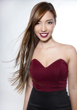 Güzel genç Asyalı kadın.