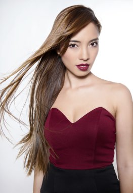 Güzel genç Asyalı kadın.