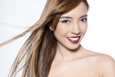 Güzel genç Asyalı kadın.