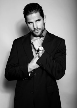 yakışıklı iş adamı ile izle